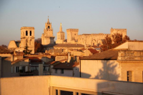 Отель A la terrasse d'Avignon  Авиньон